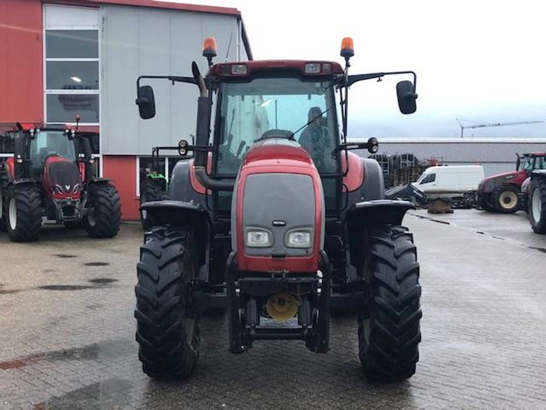 Valtra M130 Fr.link and PTO 5.700 hours!
